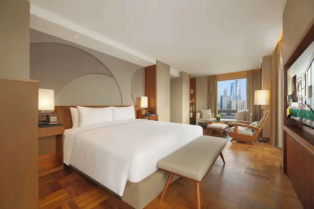 Orient, Suite, King Bed, River View، MaxX By Steigenberger Shanghai On the Bund 1/2