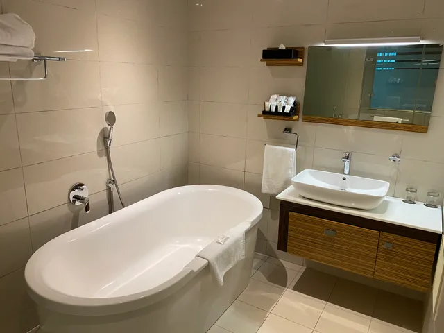 Executive, Suite, King Bed, Coastlands Umhlanga Hotel 7/7