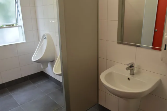 سكن مشترك مختلط بأربعة أسرّة وأسرّة بطابقين، YMCA Hostel 5/5