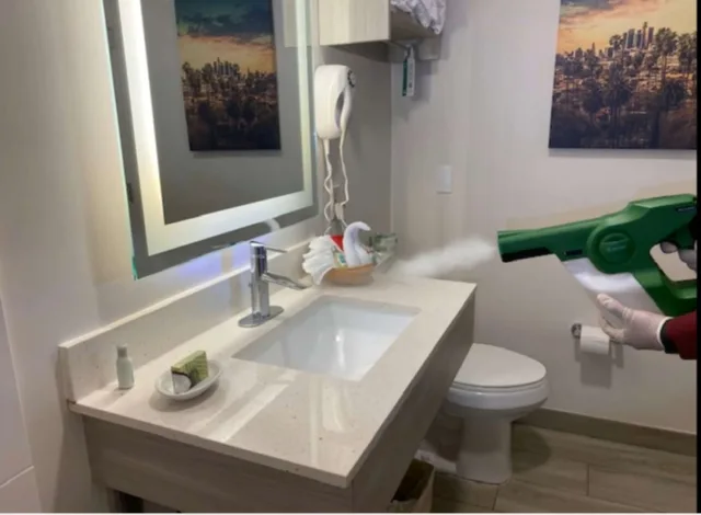 غرفة قياسية بسرير كينج، Surestay Hotel By Best Western Santa Monica 10/10