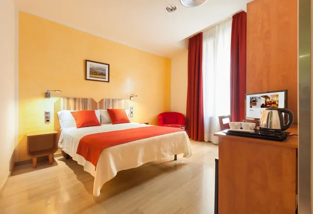 Room, King Bed, Alba Hotel 3/7