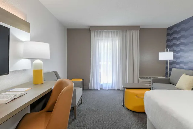 جناح بسريرين كوين، Comfort Inn Suites At Dollywood Lane 1/3