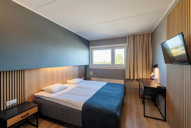 غرفة قياسية بسرير مزدوج، Go Hotel Shnelli 2/4