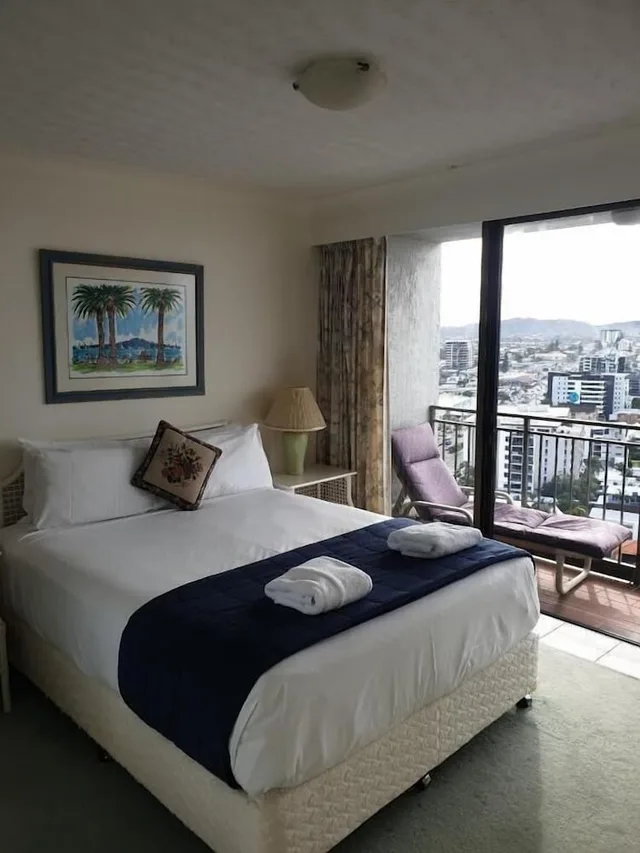 2 Bedrooms, Deluxe, Apartment, Queen and Twin Beds, Beach Front، ROYAL PALM RESORT 1/10