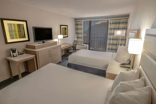 1 Bedroom, Coastal, Suite, 2 Queen Beds، Wyndham Virginia Beach Oceanfront 4/5