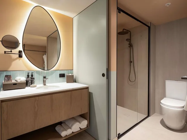 جناح جونيور بسرير كينج، Mercure Melbourne La Trobe Street 5/10
