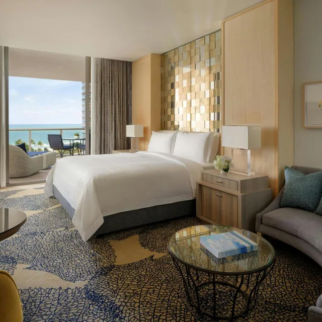 Grand, Guest Room, Luxury, King Bed, Ocean Front، The St. Regis Bal Harbour Resort 2/4
