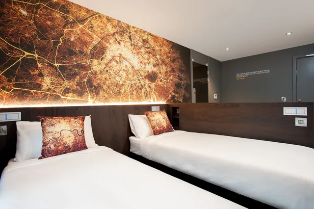 غرفة سوبيريور بسرير مزدوج، Heeton Concept Hotel - Luma Hammersmith 1/9