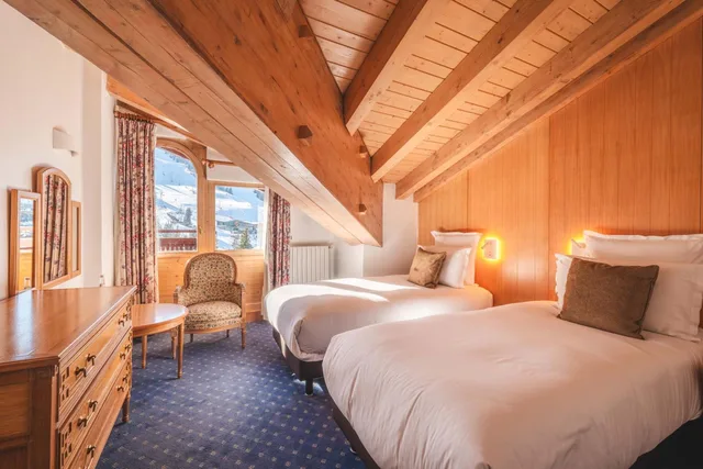 غرفة عائلية بسرير بطابقين، Hotel Carlina Courchevel 2/10