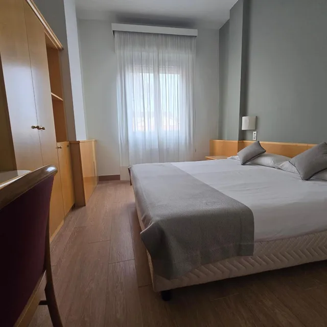 غرفة مفردة، Sant Ambroeus Hotel 17/24