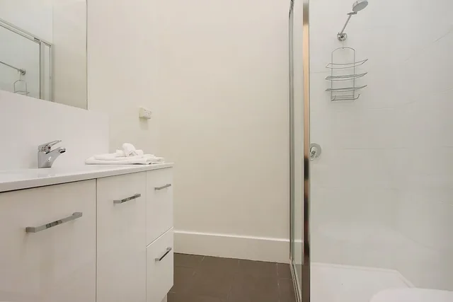 1 Bedroom, Flat, Suite, 1 Queen and 1 Single Bed, Kitchenette, The Old Priory 3/3