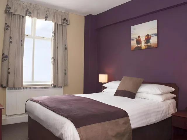 غرفة أساسية بسرير كينج، Great Western Hotel 1/1
