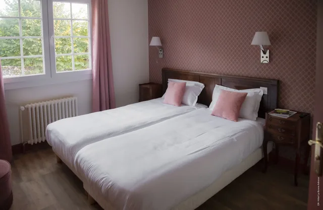 غرفة سوبيريور بسريرين منفصلين، Hotel de Charme La Bonne Adresse 2/5