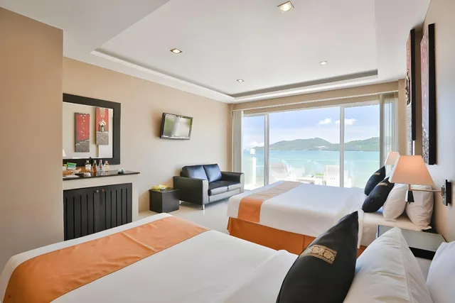Room, Triple, Sea View, The Front Hotel And Apartment 1/2