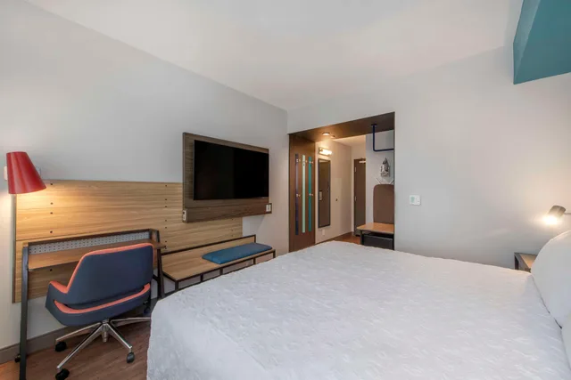 Room, Double Bed, Accessible, Tru by Hilton Wilmington Wrightsville Beach 4/8