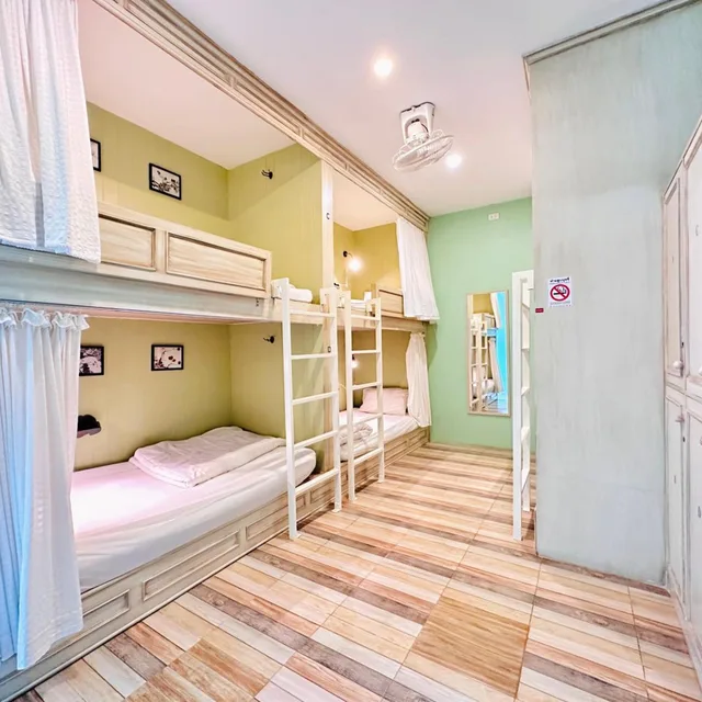 سكن مشترك مختلط بستة أسرّة بحمام مشترك، The Luna Hostel 3/6