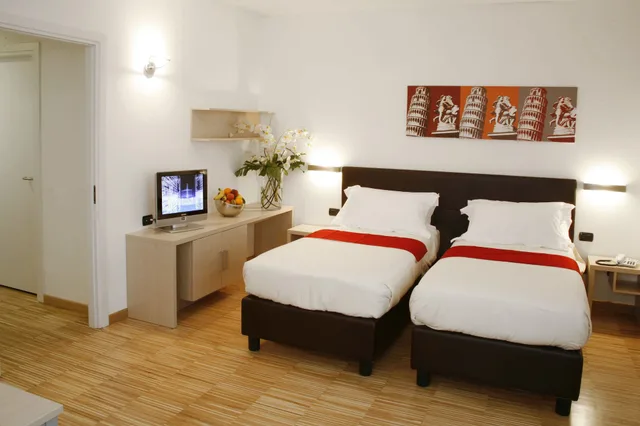 غرفة ديلوكس بسرير كوين، Euro Hotel Residence 2/2