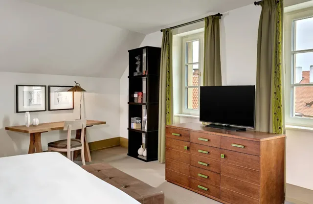 Junior Suite, City View, Augustine Hotel Prague 2/2