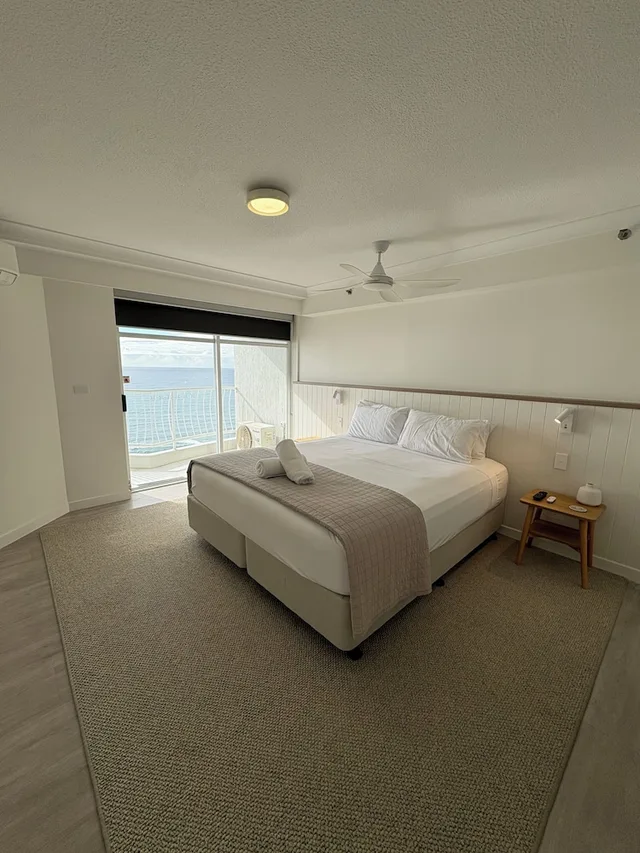 Luxury, Apartment, 2 Queen Beds, Ocean View, Burleigh Surf Apartments 1/5