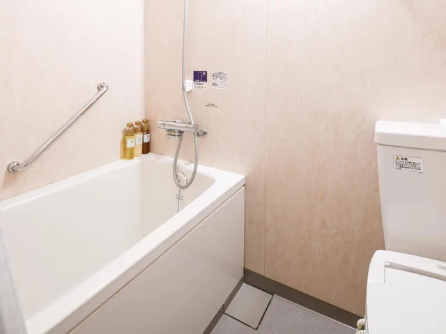 غرفة بسرير مزدوج مع سرير إضافي للمدخنين، Vessel Hotel Kanda Kitakyushu Airport 5/8