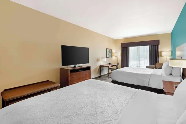 Standard, 2 Queen Beds, Accessible, Best Western Plus French Lick 6/10