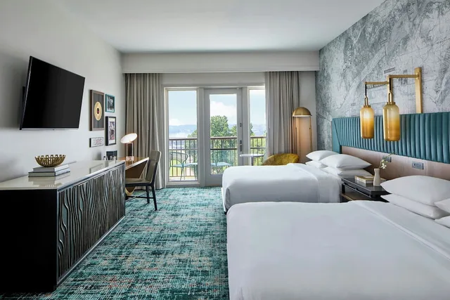 Room, 2 Queen Beds, Pool View, Balcony, Renaissance Shoals Resort & Spa 1/8