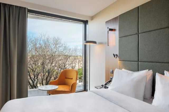 جناح بسرير كينج بشرفة، Crowne Plaza Montpellier Corum 6/10