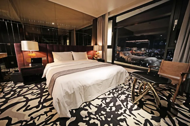Smart, Superior، Best Louis Hamilton Hotel Gwang-An 2/2