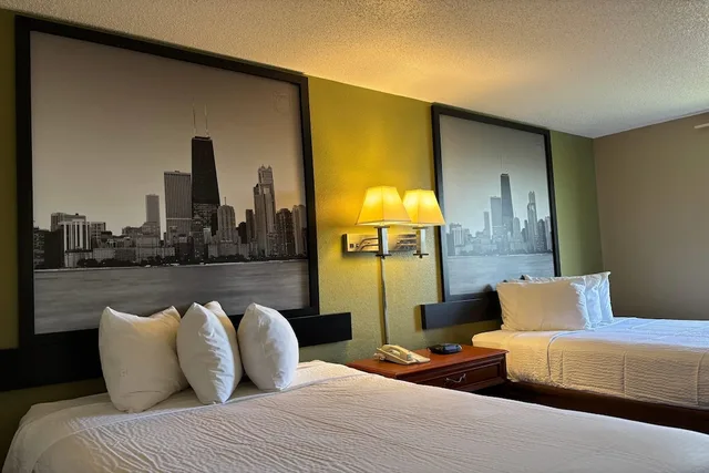 غرفة بسريرين كوين، Super 8 by Wyndham Pontiac 7/10