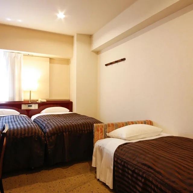 غرفة ثلاثية، Hotel Sunlife 1/8