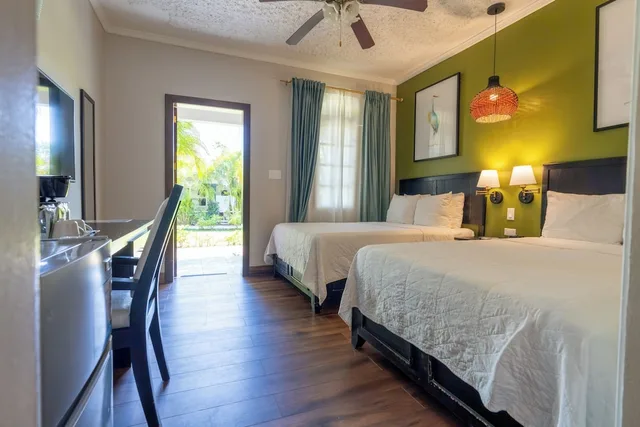 Standard, 2 Double Beds, Adult Only، Travellers Beach Resort 3/8