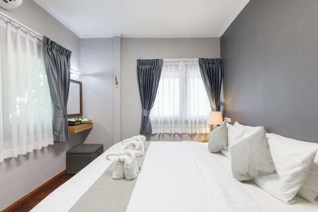 3 Bedrooms, Villa, 2 Double and Twin Beds, 2 Sofa، Le Charcoa Hotel 1/6