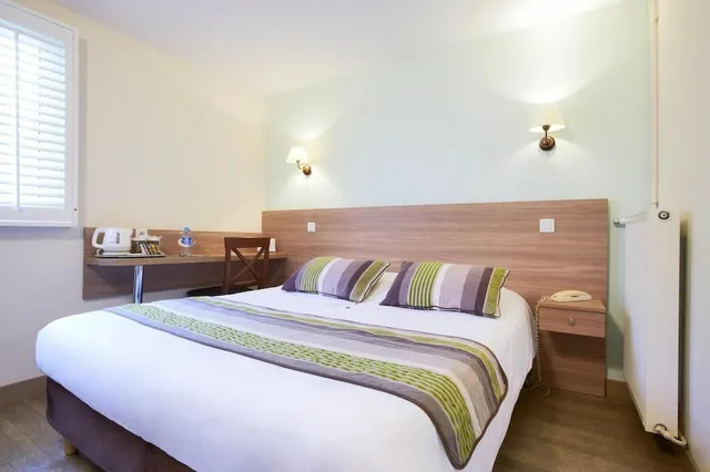 غرفة بسرير كوين، Kyriad Le Touquet Hotel 2/3