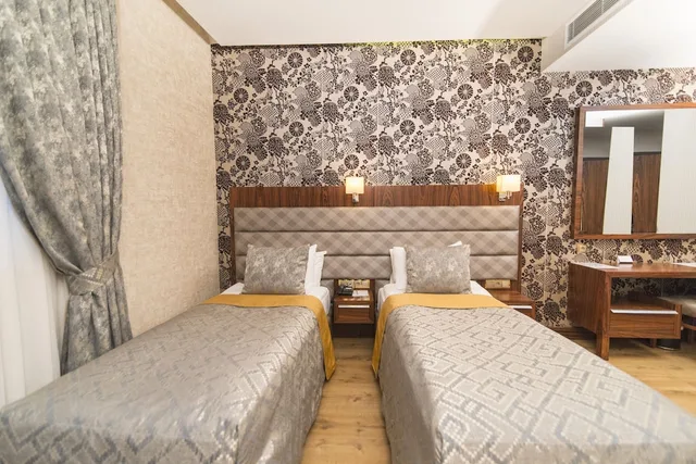 غرفة قياسية بسرير مزدوج أو سريرين منفصلين، Midmar Deluxe Hotel 3/8