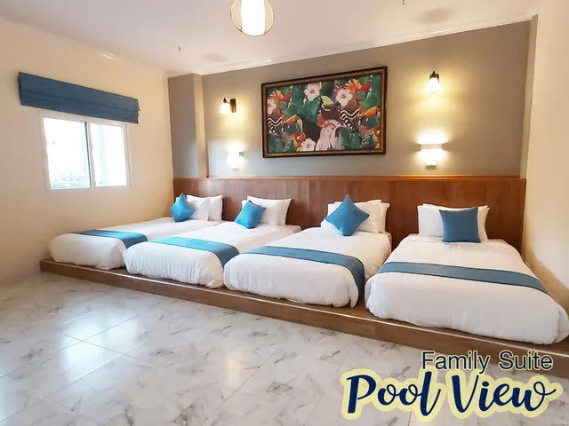 جناح عائلي بسرير كينج وسريرين فرديين بإطلالة على المسبح، Khaoyai Fantasy Resort 1/1