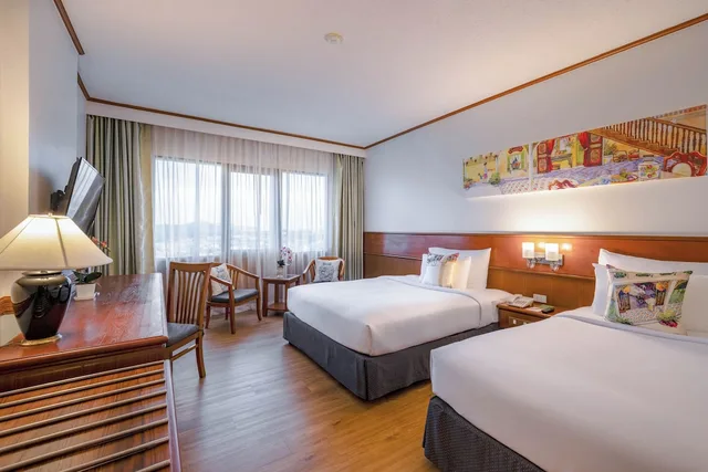 غرفة بريميير ديلوكس بسريرين منفصلين، Royal Phuket City Hotel 7/10