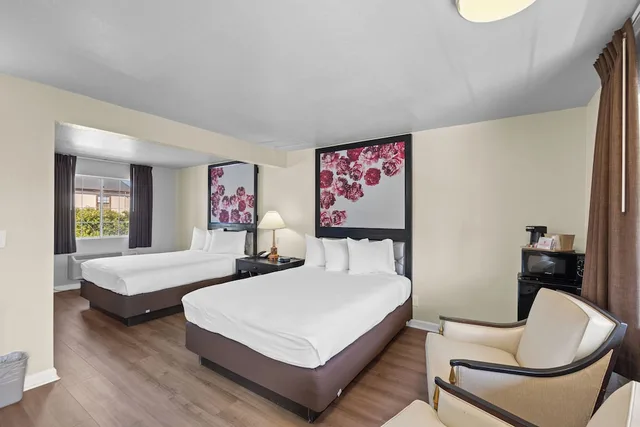 غرفة بسريرين كوين، Rose Garden Inn - San Jose Airport 4/10