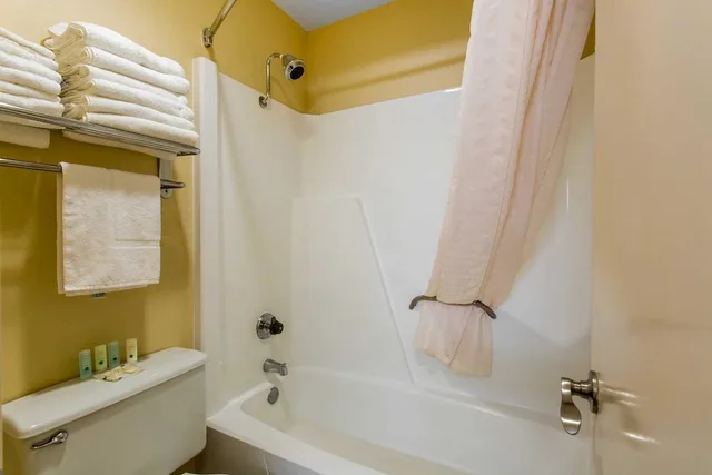 غرفة قياسية بسرير كينج، Quality Inn Ozona I-10 7/7