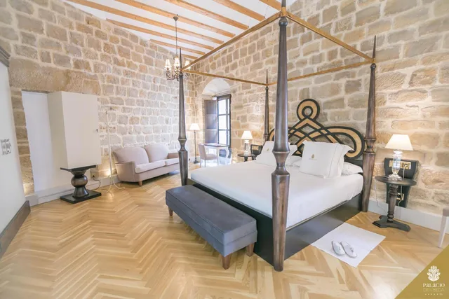 جناح سوبيريور، Palacio De Ubeda 3/10