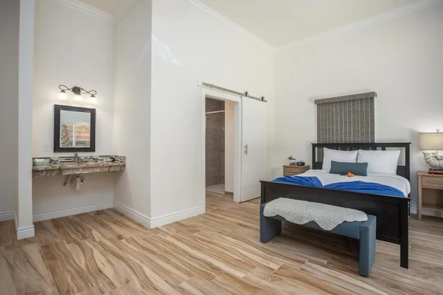 جناح كومفورت بسرير كوين مع أريكة، Ocean View Inn 1/3