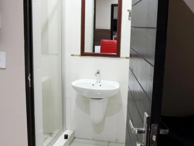 غرفة كلاسيكية بسرير كوين، Eagle Nest Luxury Accommodation 7/8