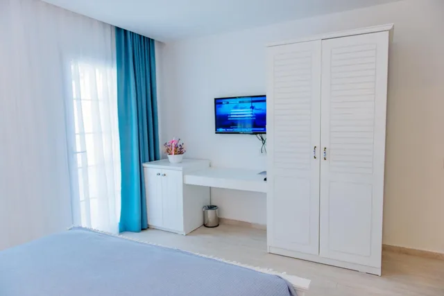 غرفة ثلاثية، Via Farilya Hotel 5/10