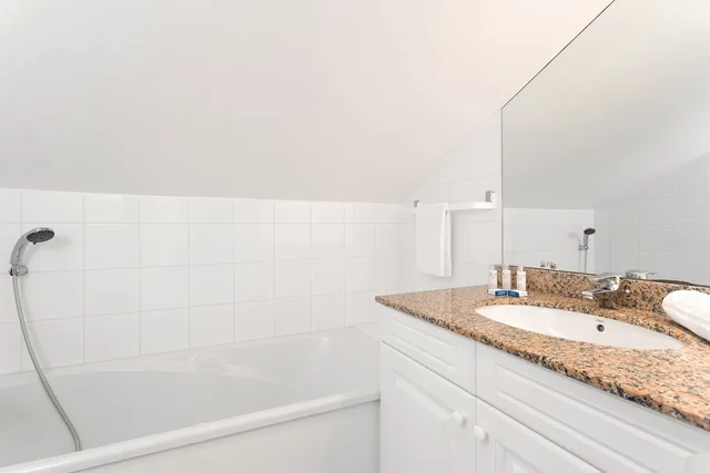 6 Rooms, Villa, 4 Beds, 3 Queen Beds, Sofa, Villas Eurogroup La Prade 2/2