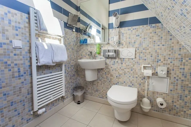 غرفة كومفورت بسرير مزدوج أو سريرين منفصلين، Hotel Halber Mond 4/4