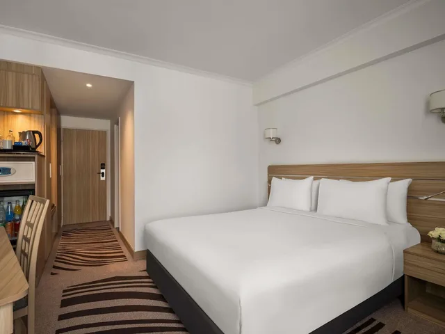 Superior, Double Bed, Pool Side، Novotel Cairo Airport 4/10