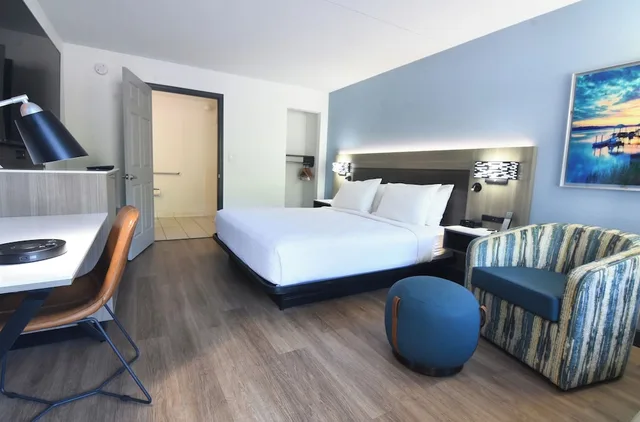غرفة قياسية بسرير كينج لذوي الإعاقة، Best Western Point South 3/10