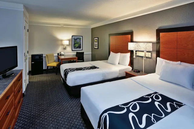 غرفة بسريرين مزدوجين لذوي الإعاقة، La Quinta Inn Nashville South 2/5