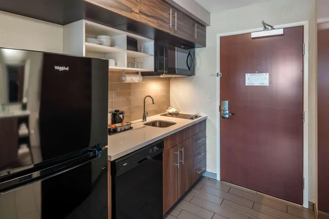 غرفة بسرير كينج، MainStay Suites Coeur d Alene, ID 7/7