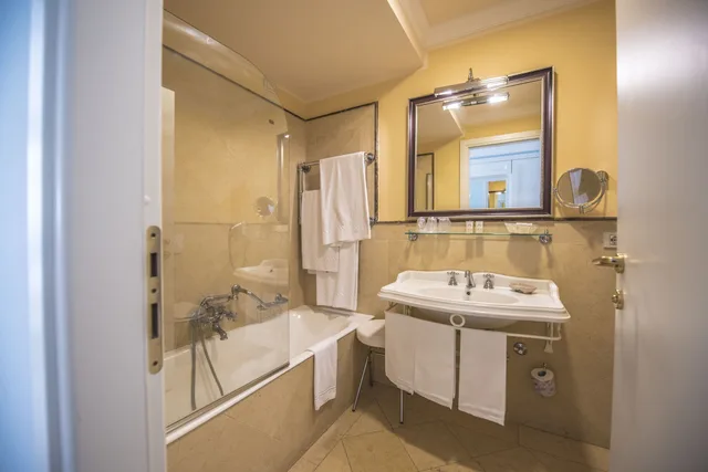 غرفة سوبيريور ثلاثية، Hotel Villa Daphne 5/5