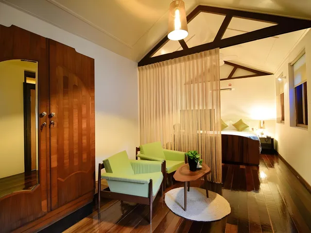 Great, Tit، Sarang Paloh Heritage Stay & Event Hall 1/1
